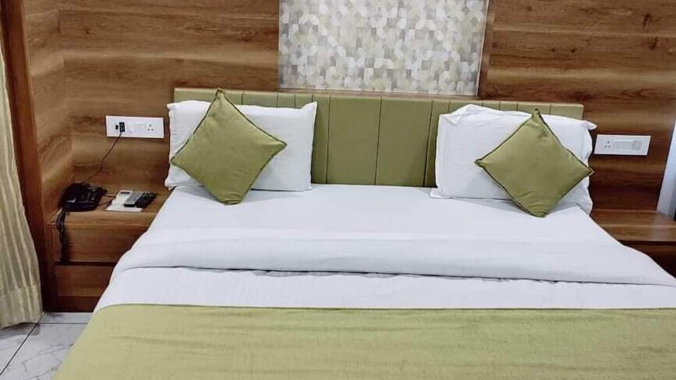Hotel Prudent, Vadodara