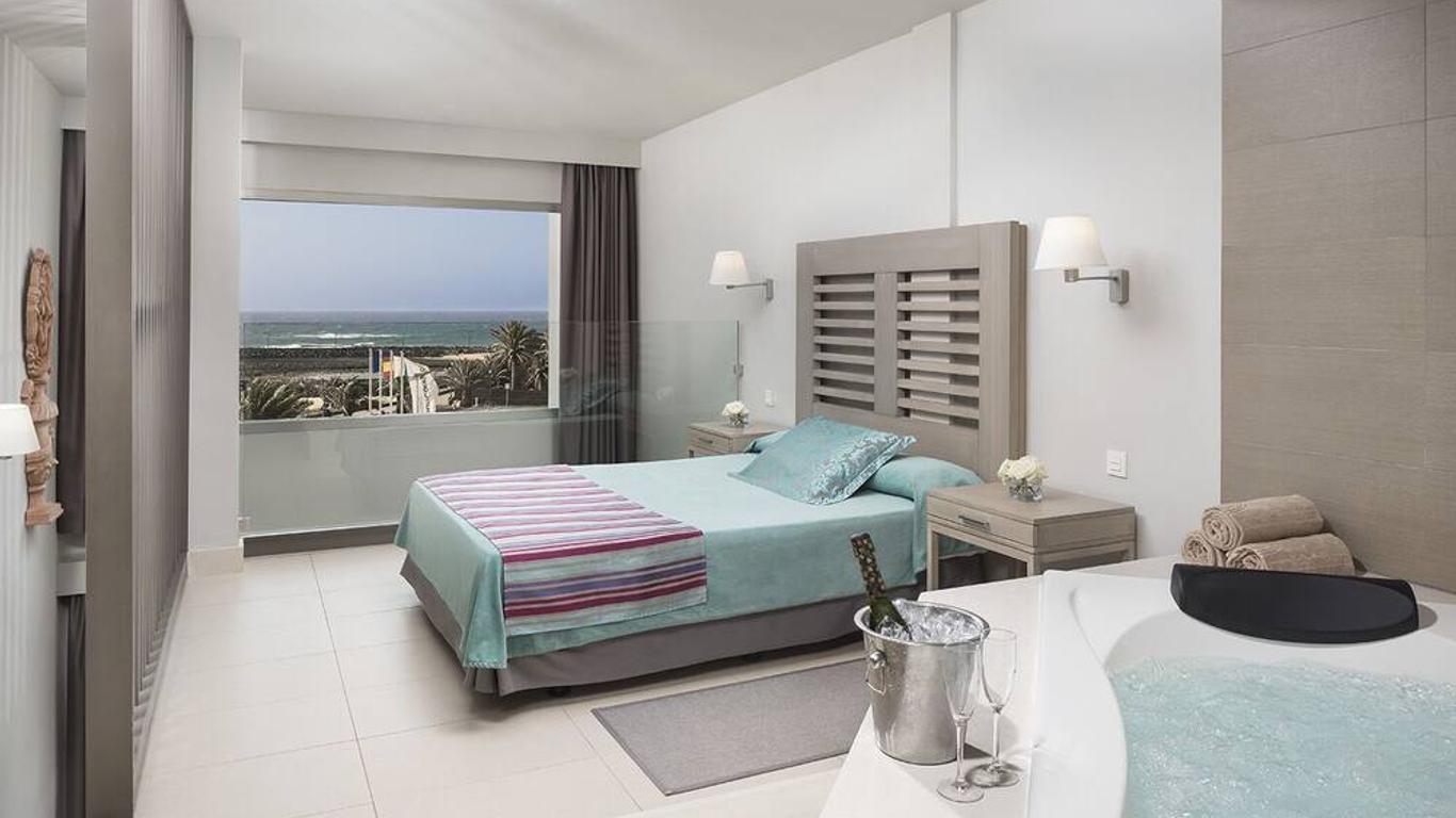 HD Beach Resort