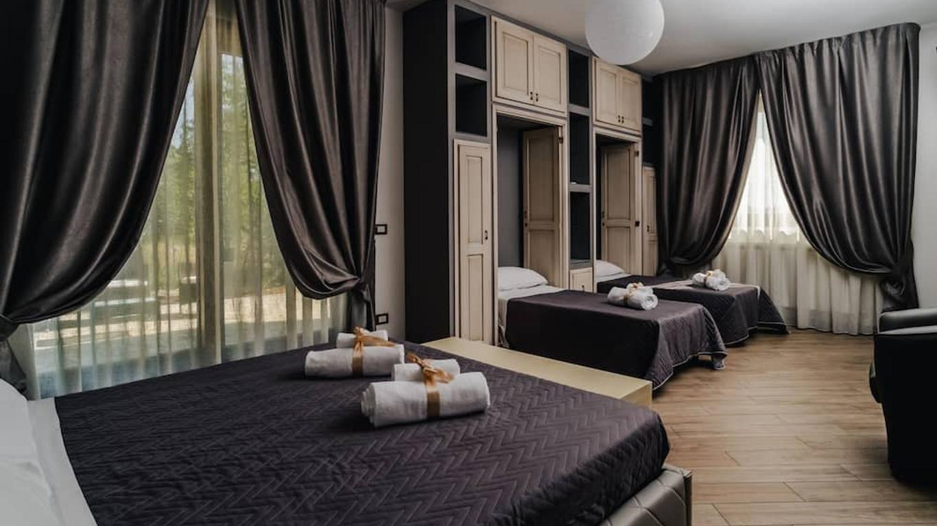 Holiday Gli Archi