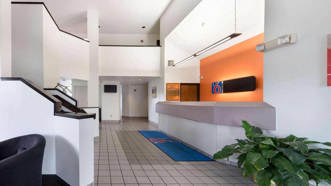 Motel 6 Dallas Northeast