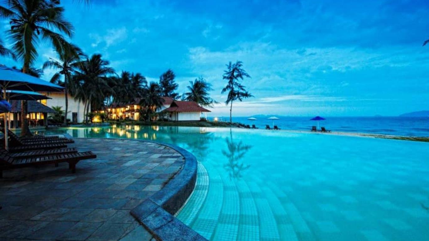 Sutra Beach Resort