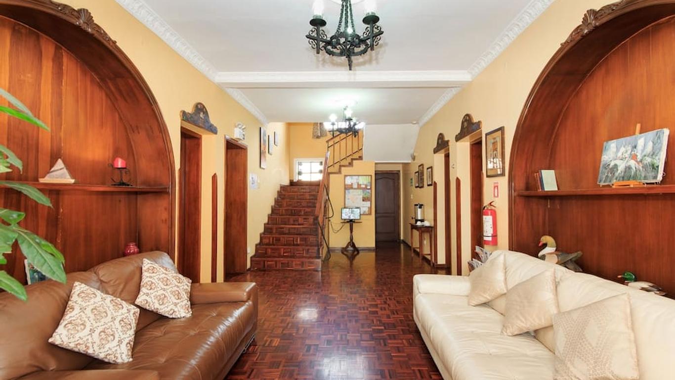 Hotel La Cartuja