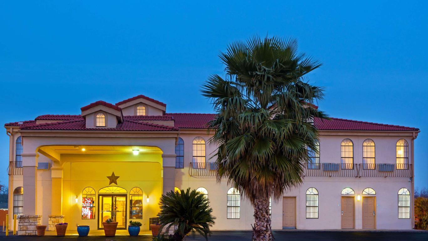 Days Inn By Wyndham San Antonio Seaworld/Lackland Afb