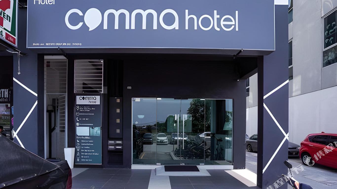 Comma Hotel