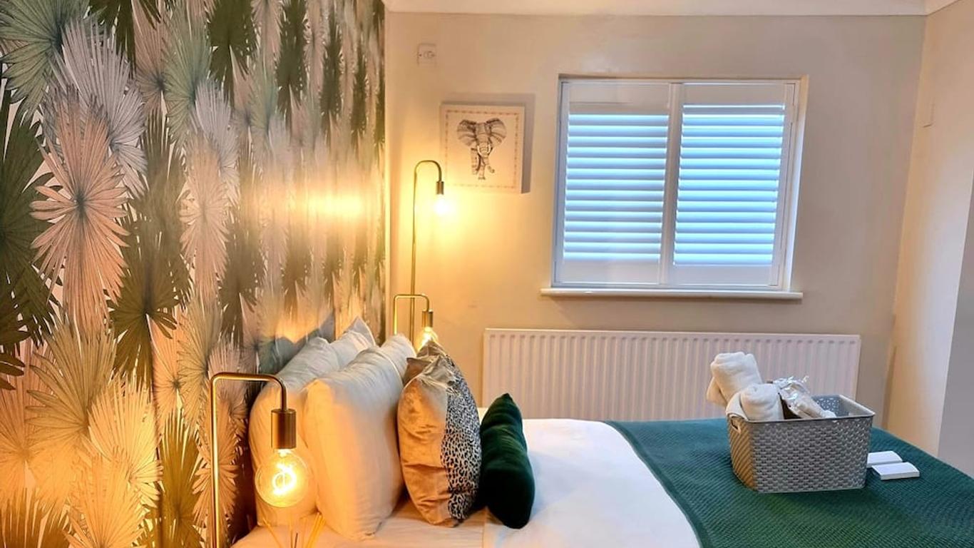 The Ashleigh - Dog Friendly