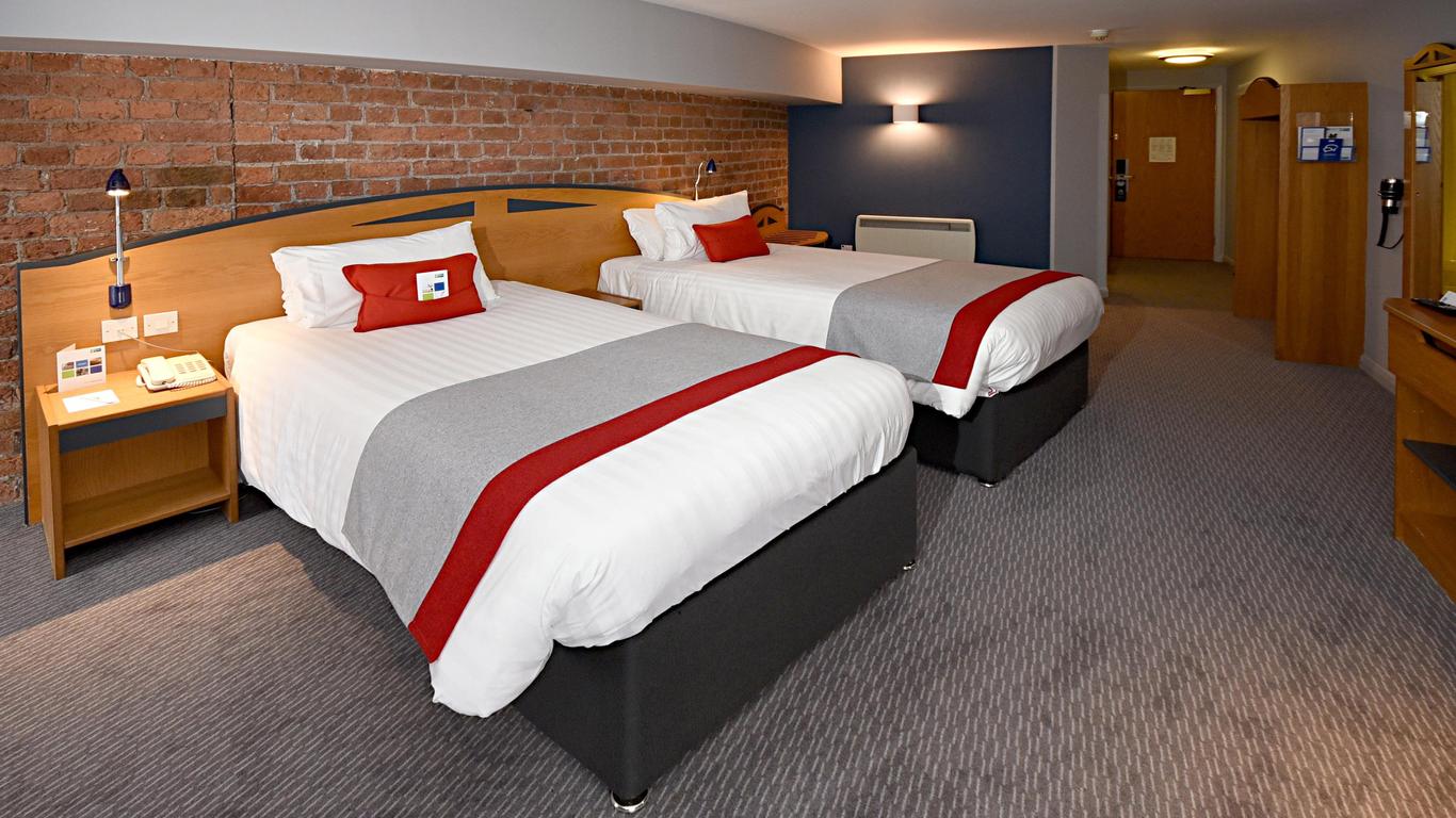 Holiday Inn Express Liverpool - Royal Albert Dock