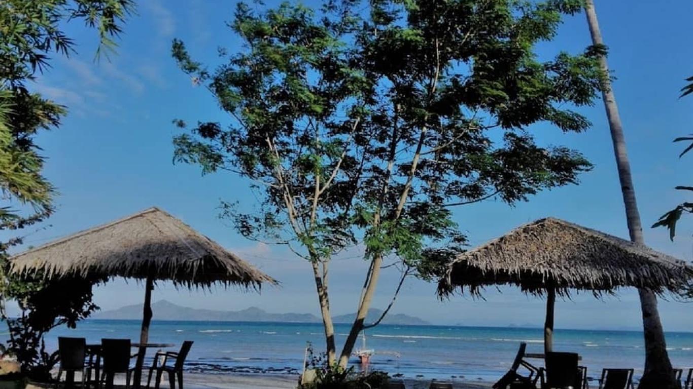 Tapik Beach Park Guest House