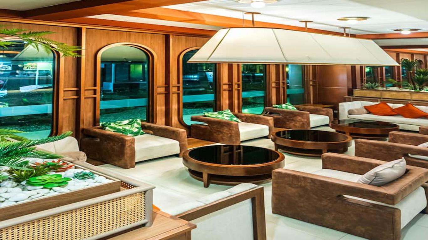A-One The Royal Cruise Hotel Pattaya - Sha Extra Plus