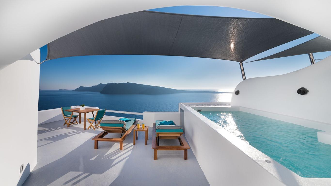 Maregio Suites
