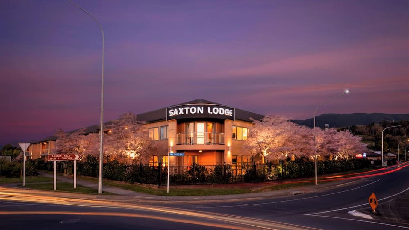 Saxton Lodge Motel