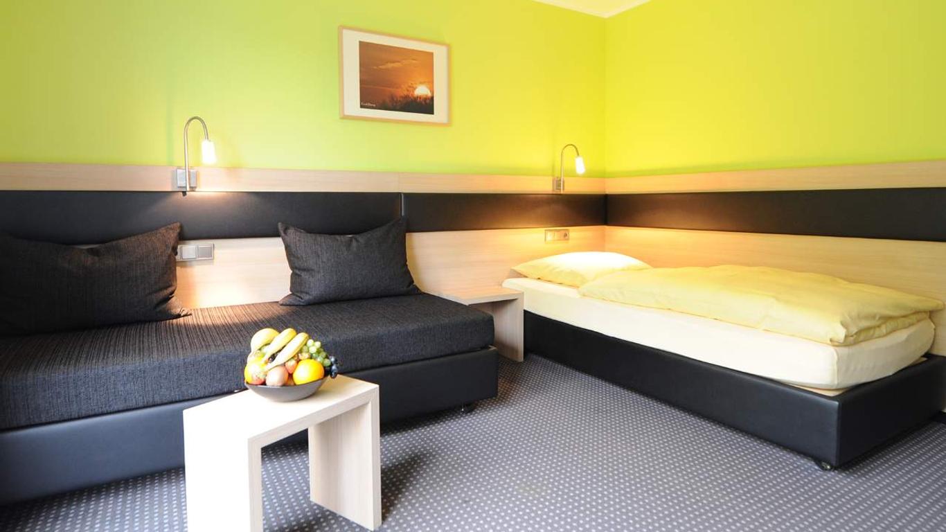 Hotel Und Kongresszentrum Wanderath